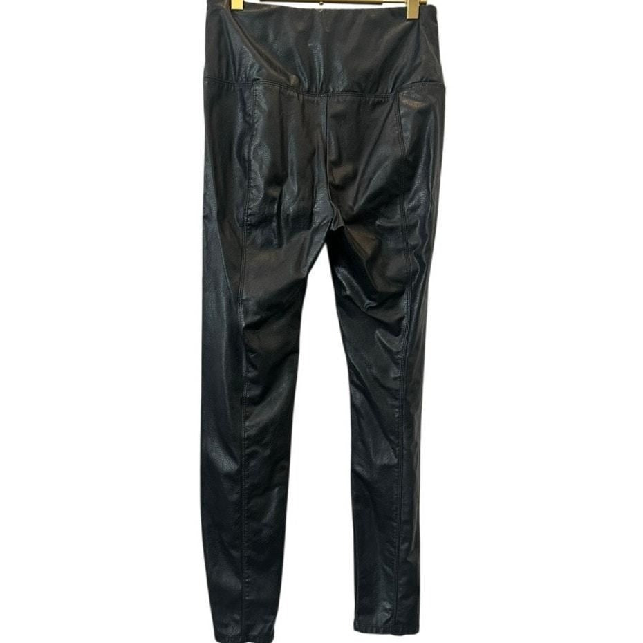 Vegan Leather Leggings – Black