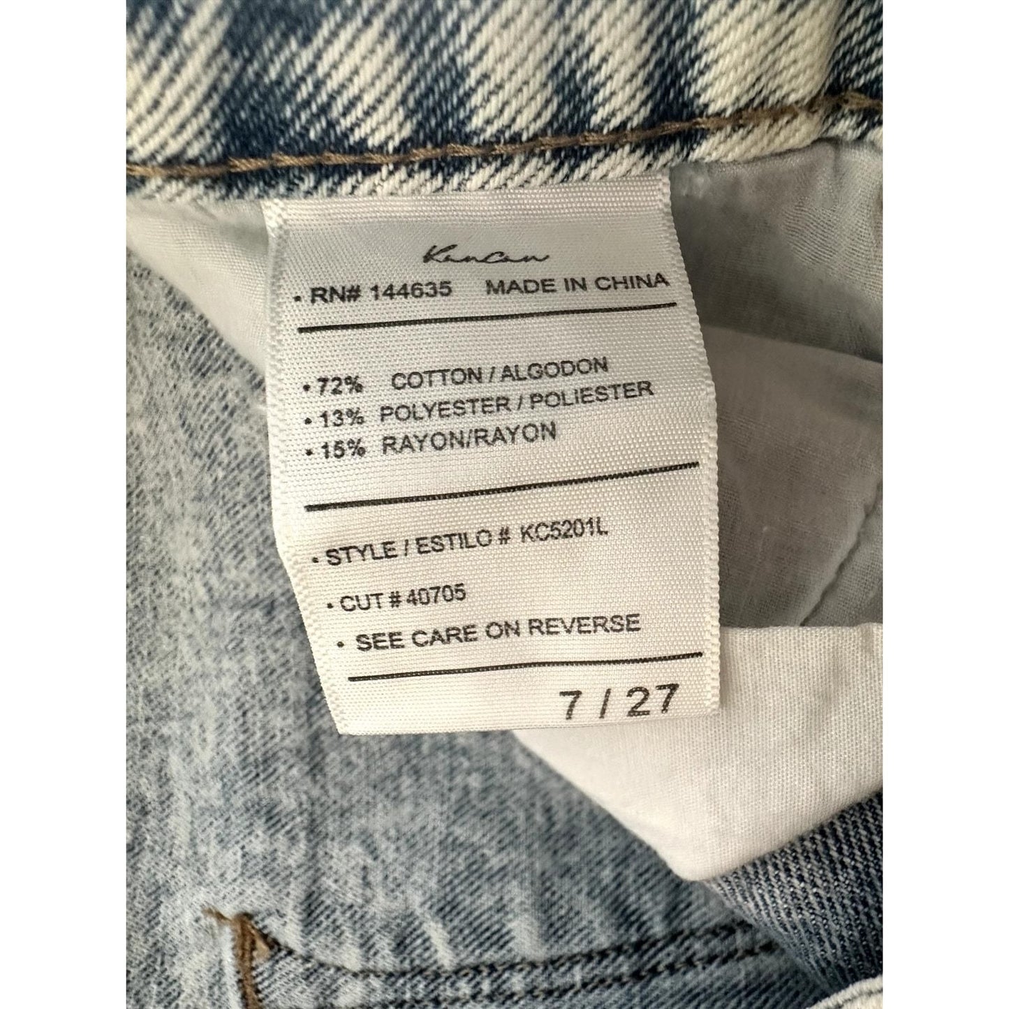 Collie High Rise Mom Jeans – Light Wash