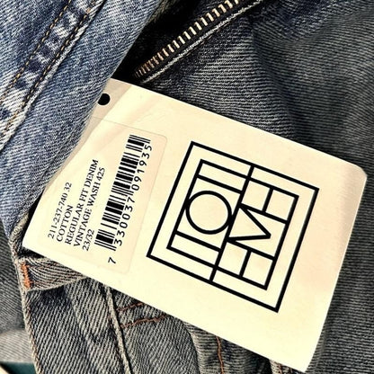 High-Rise Straight Jeans – Blue