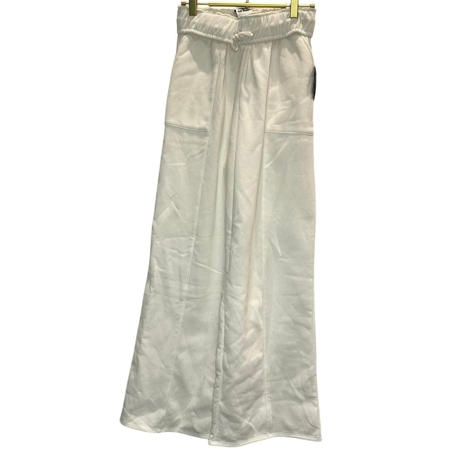 Cozy Shop Wide-Leg Sweatpants – Egret