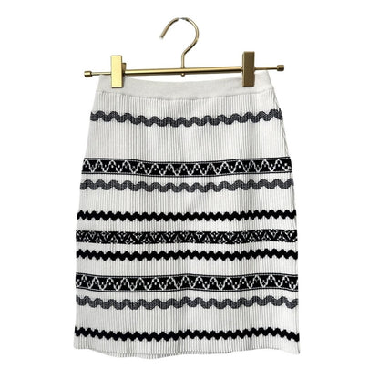 Scallop Stripe Knit Mini Skirt – Milky White