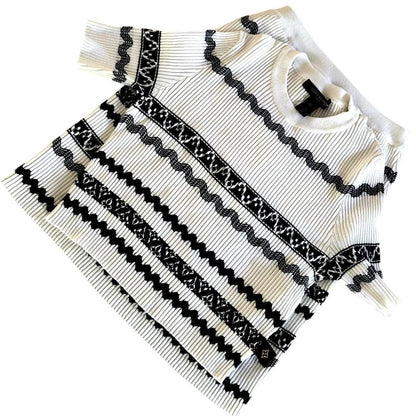 Scallop Stripe Knit Mini Skirt – Milky White